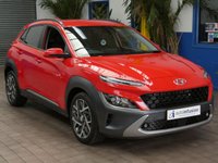 USED 2022 22 HYUNDAI KONA 1.6 h-GDi Premium SUV 5dr Petrol Hybrid DCT Euro 6 (s/s) (141 ps) SAT NAV REAR VIEW CAMERA CRUISE CONTROL PARKING SENSORS 1 OWNER SERVICE HISTORY HYUNDAI WARRANTY TILL MACH 2027