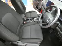USED 2022 22 HYUNDAI KONA 1.6 h-GDi Premium SUV 5dr Petrol Hybrid DCT Euro 6 (s/s) (141 ps) SAT NAV REAR VIEW CAMERA CRUISE CONTROL PARKING SENSORS 1 OWNER SERVICE HISTORY HYUNDAI WARRANTY TILL MACH 2027