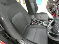 USED 2022 22 HYUNDAI KONA 1.6 h-GDi Premium SUV 5dr Petrol Hybrid DCT Euro 6 (s/s) (141 ps) SAT NAV REAR VIEW CAMERA CRUISE CONTROL PARKING SENSORS 1 OWNER SERVICE HISTORY HYUNDAI WARRANTY TILL MACH 2027