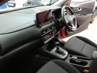 USED 2022 22 HYUNDAI KONA 1.6 h-GDi Premium SUV 5dr Petrol Hybrid DCT Euro 6 (s/s) (141 ps) SAT NAV REAR VIEW CAMERA CRUISE CONTROL PARKING SENSORS 1 OWNER SERVICE HISTORY HYUNDAI WARRANTY TILL MACH 2027