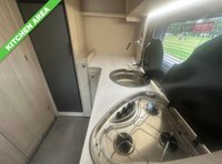 USED 2021 21 AUTO-TRAIL F-LINE F62 4 BERTH LUXURY AUTOMATIC MOTORHOME WITH 4 TRAVEL SEATS  4 BERTH AUTOMATIC