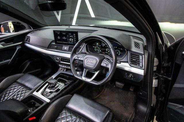 View our AUDI Q5