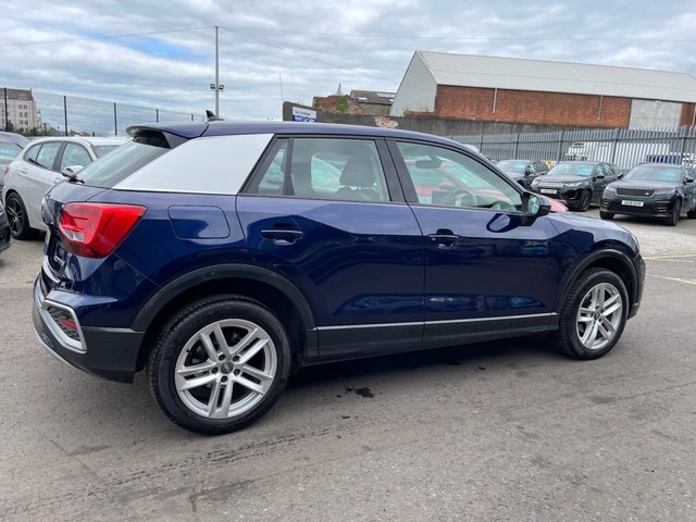 2021 AUDI Q2 - Photo 4