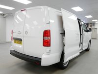 USED 2023 73 VAUXHALL VIVARO 3100 2.0 D 145 BHP L2 LONG PRO EDITION 6DR ( SAT NAV ) SAT NAV | AIR CON | 145 BHP | L2 LONG