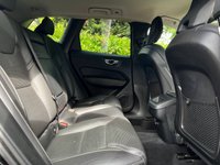 USED 2019 19 VOLVO XC60 2.0 B4 MHEV Inscription Pro SUV 5dr Diesel Hybrid Auto AWD Euro 6 (s/s) (197 ps) 