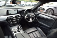 USED 2018 18 BMW 5 SERIES 3.0 540i M Sport Saloon 4dr Petrol Auto xDrive Euro 6 (s/s) (340 ps) M SPORT+ / H&K / DRIVER MEMORY