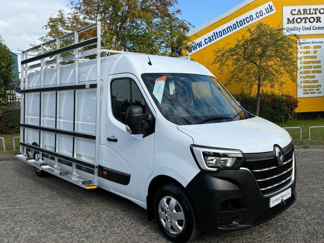 2022 72 Renault Master 2.3 dCi 35 Business+ Panel Van [ GLAZIERS FRAIL RACKING ] LWB Medium Roof Euro 6 (135 ps)