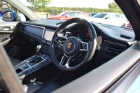 USED 2018 68 PORSCHE MACAN 2.0T SUV 5dr Petrol PDK 4WD Euro 6 (s/s) (245 ps) PAN ROOF / 14-WAY SEATS / PASM