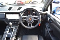 USED 2018 68 PORSCHE MACAN 2.0T SUV 5dr Petrol PDK 4WD Euro 6 (s/s) (245 ps) PAN ROOF / 14-WAY SEATS / PASM