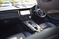 USED 2018 68 PORSCHE MACAN 2.0T SUV 5dr Petrol PDK 4WD Euro 6 (s/s) (245 ps) PAN ROOF / 14-WAY SEATS / PASM