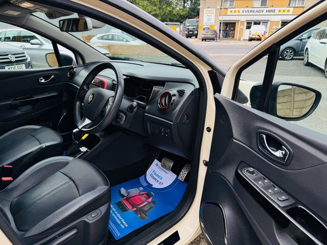 2017 Renault Captur 1.5L Signature Nav 5dr - Photo 12