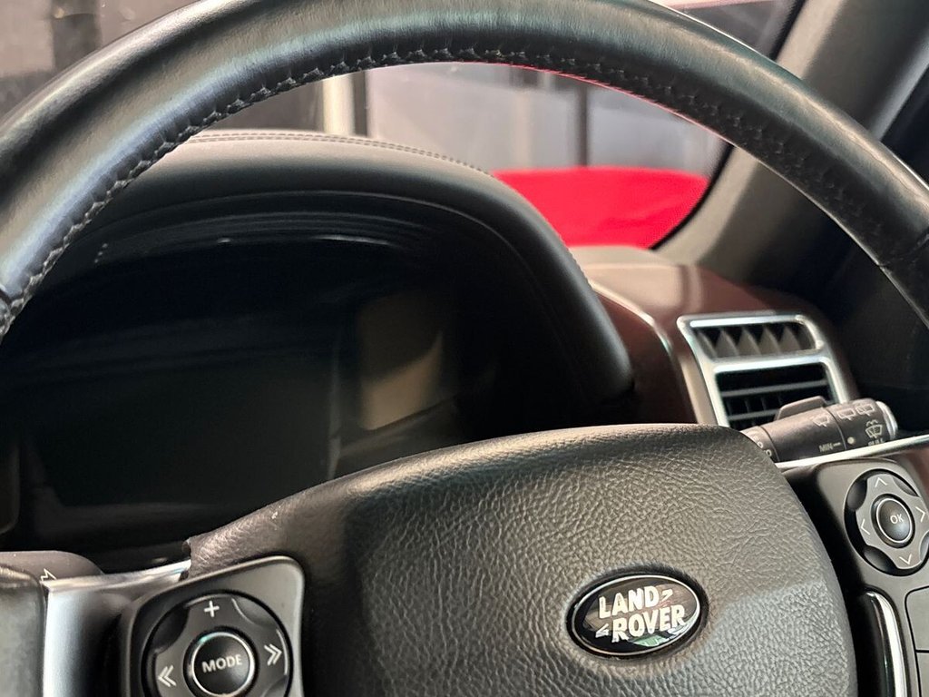 USED 2010 10 LAND ROVER RANGE ROVER 3.6 TD V8 Vogue SUV 5dr Diesel Auto 4WD Euro 4 (271 ps) CLEAR GLASS|GALWAY GREEN/TAN