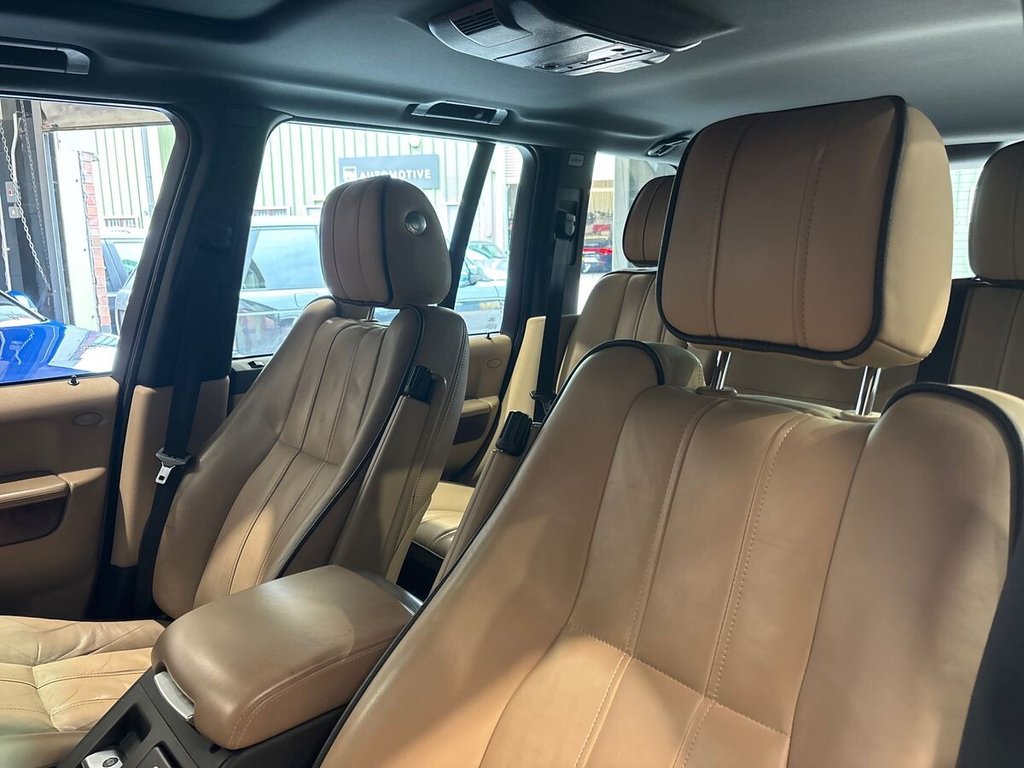 USED 2010 10 LAND ROVER RANGE ROVER 3.6 TD V8 Vogue SUV 5dr Diesel Auto 4WD Euro 4 (271 ps) CLEAR GLASS|GALWAY GREEN/TAN
