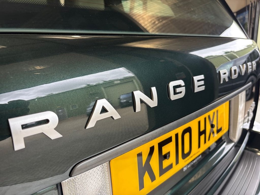 USED 2010 10 LAND ROVER RANGE ROVER 3.6 TD V8 Vogue SUV 5dr Diesel Auto 4WD Euro 4 (271 ps) CLEAR GLASS|GALWAY GREEN/TAN