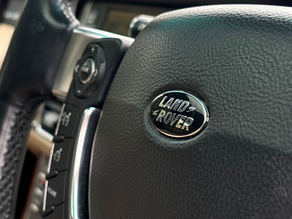 USED 2010 10 LAND ROVER RANGE ROVER 3.6 TD V8 Vogue SUV 5dr Diesel Auto 4WD Euro 4 (271 ps) CLEAR GLASS|GALWAY GREEN/TAN