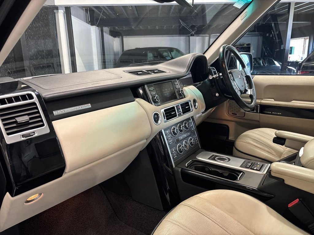 USED 2012 12 LAND ROVER RANGE ROVER 4.4 TD V8 Westminster SUV 5dr Diesel Auto 4WD Euro 5 (313 bhp) CLEAR GLASS EXAMPLE|LOW OWNER