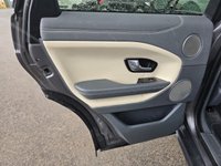 USED 2015 65 LAND ROVER RANGE ROVER EVOQUE 2.0 TD4 HSE Dynamic SUV 5dr Diesel Auto 4WD Euro 6 (s/s) (180 ps) A STUNNING ADDITION TO MASSIVE EVOQUE SELECTION FINISHED IN BEAUTIFUL WAITOMO GREY METALLIC PAINT+4 WHEEL DRIVE+DIESEL+AUTOMATIC+SERVICE HISTORY+ULEZ COMPLIANT+SANTORINI BLACK CONTRAST PAINTED ROOF WITH MATCHING SPOILER+PRIVACY GLASS+FULL LEATHER INTERIOR+FULL PANORAMIC GLASS ROOF WITH POWER BLIND+SATELLITE NAVIGATION+PARK ASSIST+CLIMATE CONTROL+20 INCH ALLOY WHEELS+COST NEW &pound;44495 MAKING THIS USED VEHICLE PHENOMENAL VALUE AT OUR LOW PRICE+1 FULL YEARS MOT PRIOR TO COLLECTION!!!!!!!!!!!!!!!!!!!!