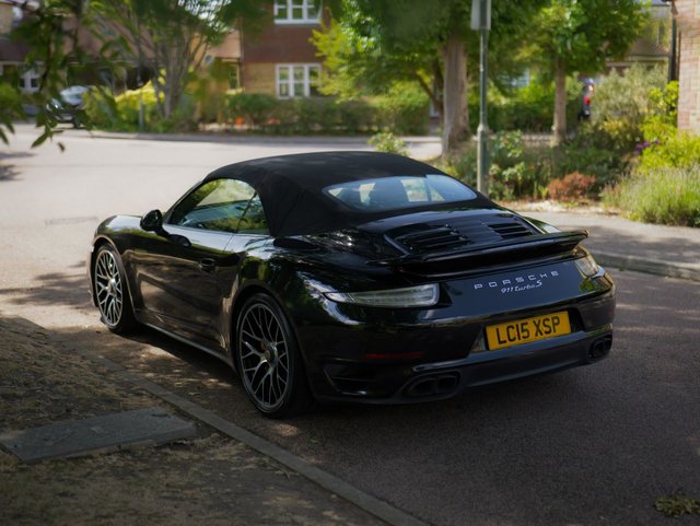2015 PORSCHE 911 - Photo 5