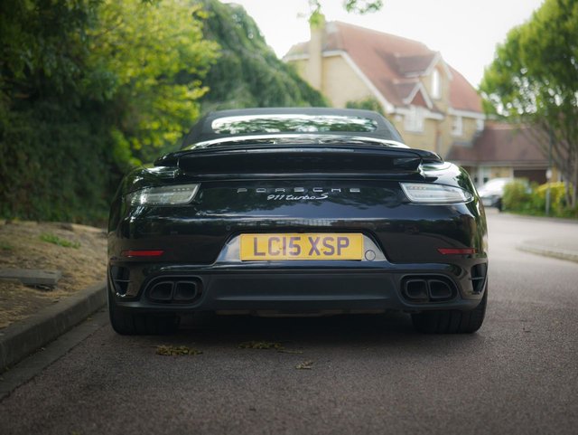2015 PORSCHE 911 - Photo 12