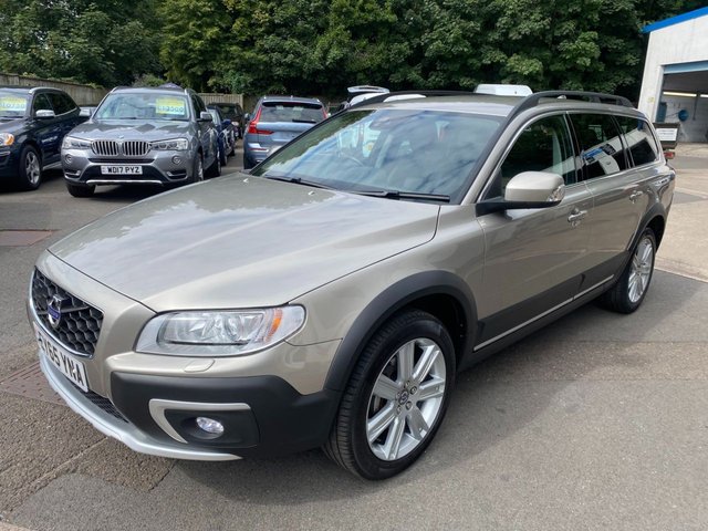 2015 65 Volvo Xc70 2.4 D5 SE Lux Estate 5dr Diesel Auto AWD Euro 6 (s/s) (220 ps)