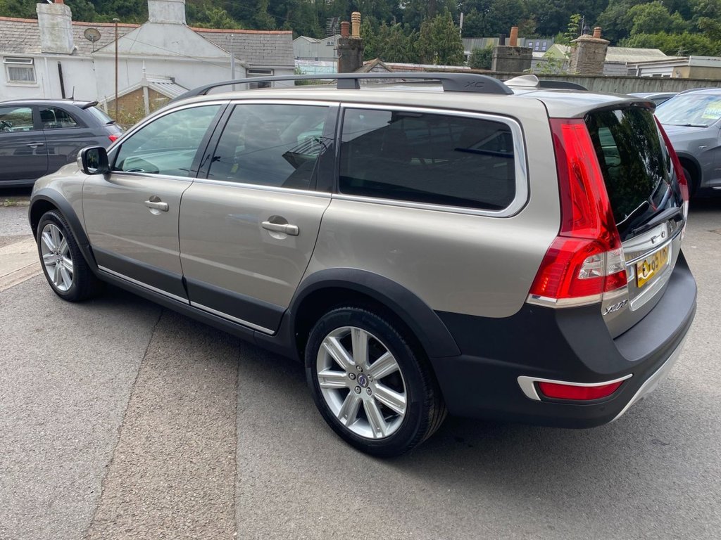 USED 2015 65 VOLVO XC70 2.4 D5 SE Lux Estate 5dr Diesel Auto AWD Euro 6 (s/s) (220 ps) 1 OWNER FULL SERVICE HISTORY