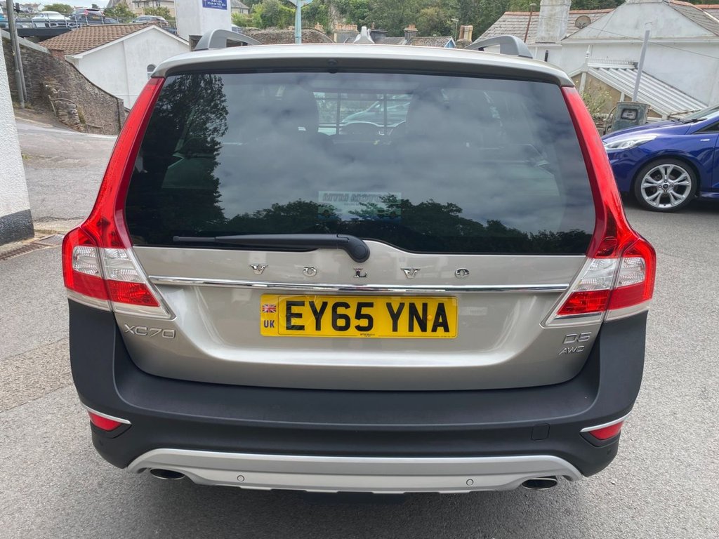 USED 2015 65 VOLVO XC70 2.4 D5 SE Lux Estate 5dr Diesel Auto AWD Euro 6 (s/s) (220 ps) 1 OWNER FULL SERVICE HISTORY