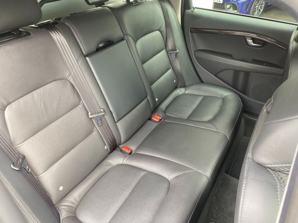 USED 2015 65 VOLVO XC70 2.4 D5 SE Lux Estate 5dr Diesel Auto AWD Euro 6 (s/s) (220 ps) 1 OWNER FULL SERVICE HISTORY