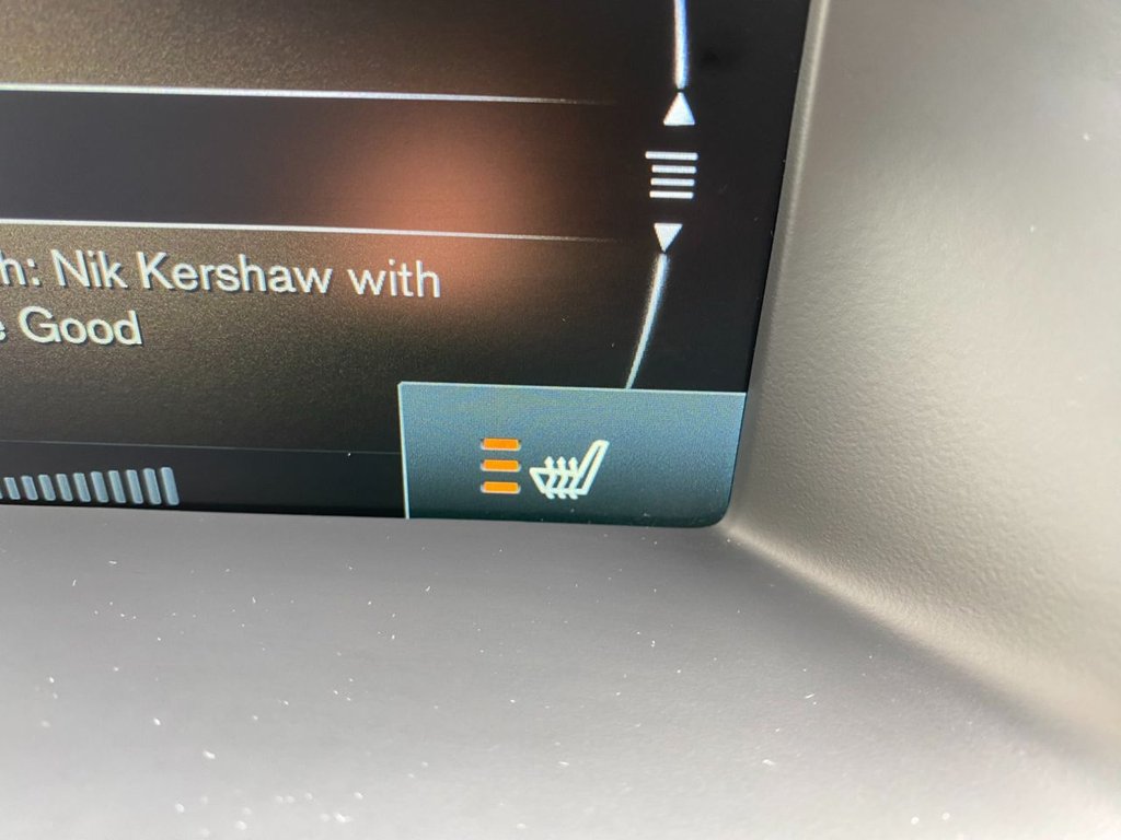 USED 2015 65 VOLVO XC70 2.4 D5 SE Lux Estate 5dr Diesel Auto AWD Euro 6 (s/s) (220 ps) 1 OWNER FULL SERVICE HISTORY