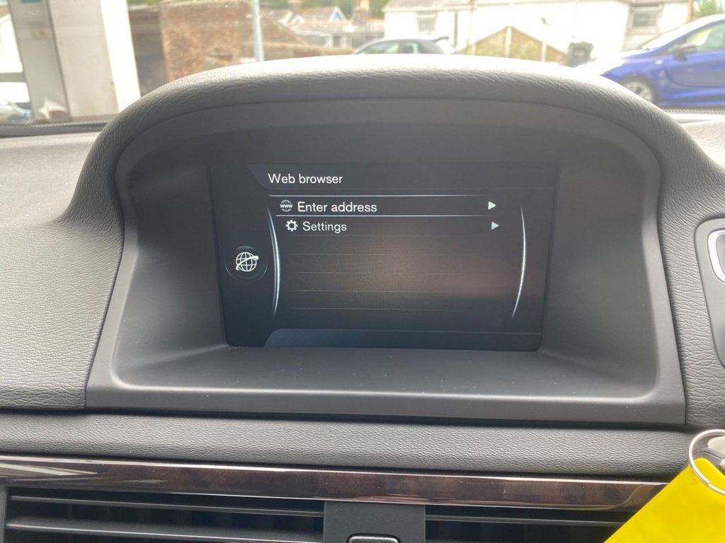 USED 2015 65 VOLVO XC70 2.4 D5 SE Lux Estate 5dr Diesel Auto AWD Euro 6 (s/s) (220 ps) 1 OWNER FULL SERVICE HISTORY