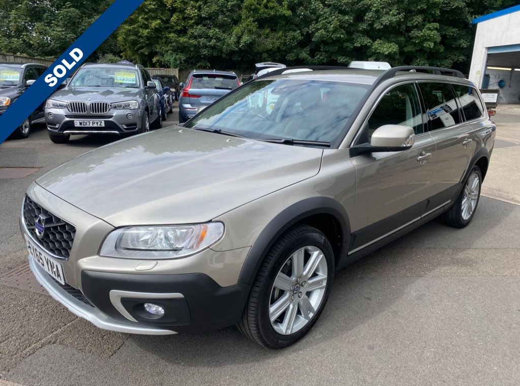 USED 2015 65 VOLVO XC70 2.4 D5 SE Lux Estate 5dr Diesel Auto AWD Euro 6 (s/s) (220 ps) 1 OWNER FULL SERVICE HISTORY