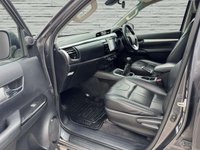 USED 2017 17 TOYOTA HILUX 2.4 D-4D Invincible X Pickup Double Cab 4dr Diesel Manual 4WD Euro 6 (TSS, 3.5t) (150 ps) 
