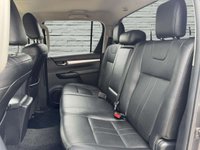 USED 2017 17 TOYOTA HILUX 2.4 D-4D Invincible X Pickup Double Cab 4dr Diesel Manual 4WD Euro 6 (TSS, 3.5t) (150 ps) 