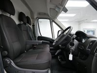 USED 2023 73 PEUGEOT BOXER 335 2.2 BLUEHDI 140 BHP L3 H2 PROFESSIONAL PREMIUM + ( SAT NAV ) 1 OWNER | SAT NAV | L3 LONG | AIR CON
