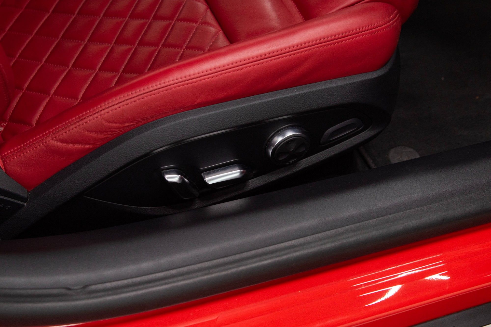 USED 2017 17 AUDI R8 5.2 FSI V10 Plus Coupe  