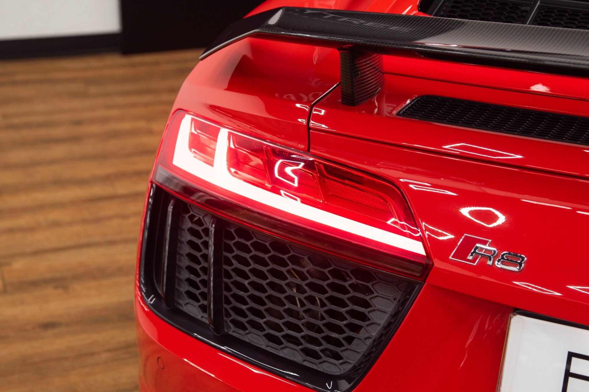 USED 2017 17 AUDI R8 5.2 FSI V10 Plus Coupe  