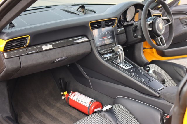 View our PORSCHE 911