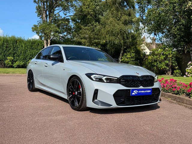 View our BMW 3 SERIES