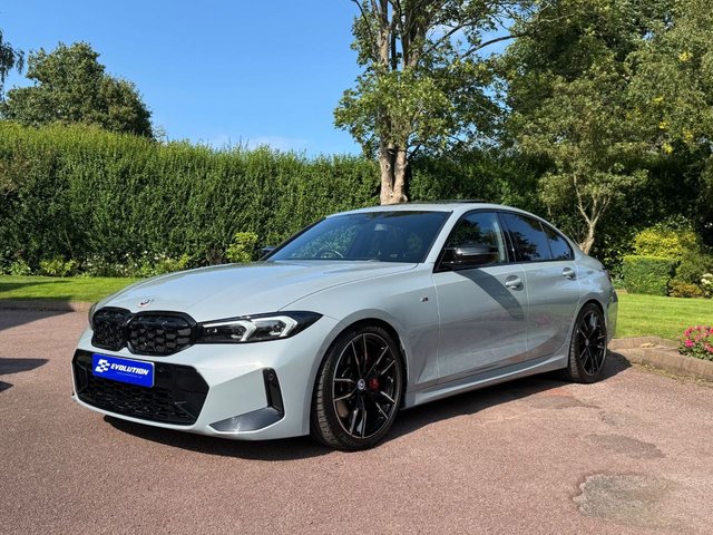 View our BMW 3 SERIES