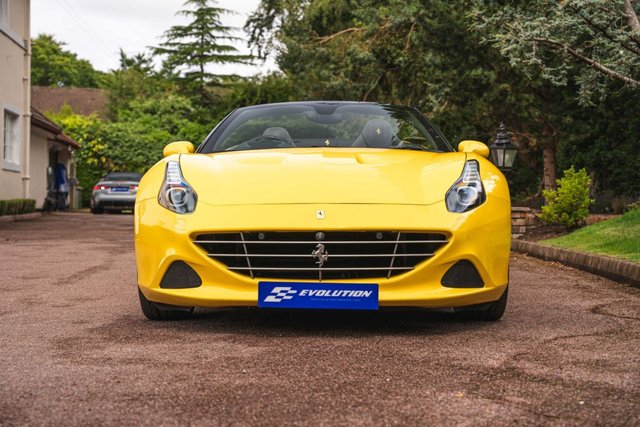 View our FERRARI CALIFORNIA