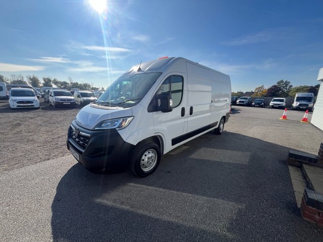 2022 Vauxhall Movano 2.2L Dynamic 5dr - Photo 3