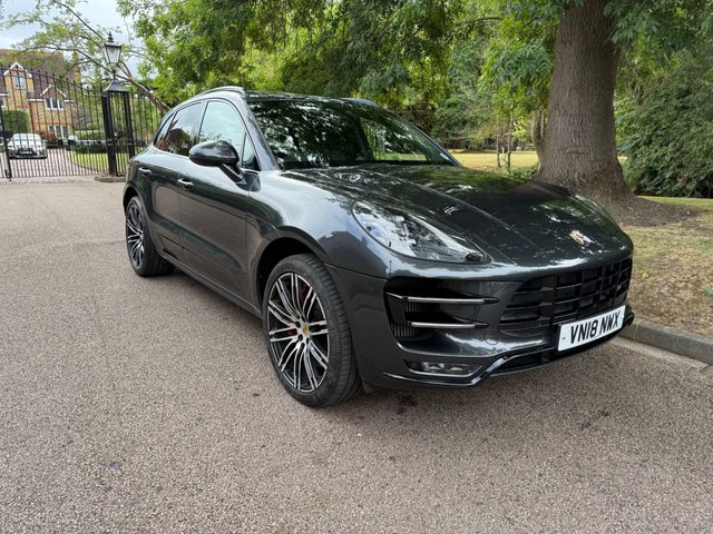 2018 PORSCHE MACAN - Photo 3