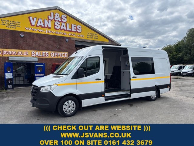 2021 MERCEDES-BENZ SPRINTER £21995 + VAT CREW VAN MESS UNIT VAN STOCKPORT - Photo 2