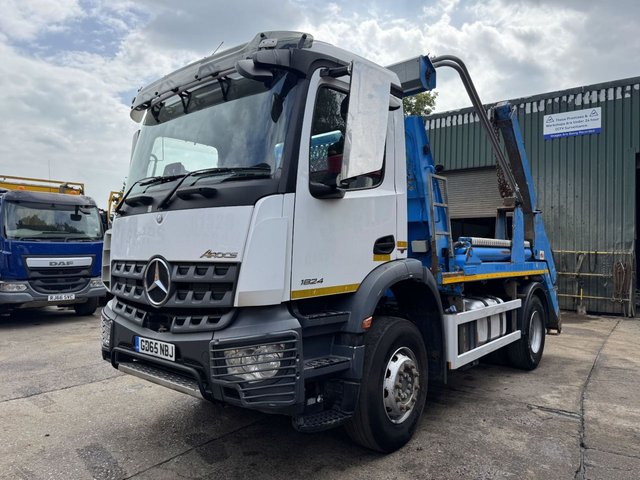 View our MERCEDES-BENZ AROCS