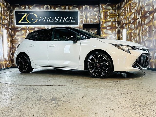 2022 Toyota Corolla 2.0 VVT-h GR SPORT CVT Euro 6 (s/s) 5dr photo