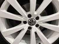 USED 2013 63 VOLKSWAGEN BEETLE 2.0 TDI Sport Cabriolet 2dr Diesel Manual Euro 5 (140 ps) Striking High Gloss White , Black Electric Hood, Sports Suspension, Rear Spoiler , Fender Audio Upgrade,