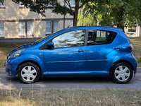 USED 2009 59 TOYOTA AYGO 1.0 VVT-i Blue Hatchback 5dr Petrol Manual Euro 4 (67 bhp) 