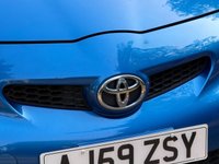 USED 2009 59 TOYOTA AYGO 1.0 VVT-i Blue Hatchback 5dr Petrol Manual Euro 4 (67 bhp) 