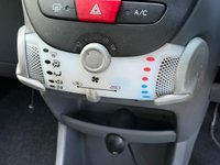 USED 2009 59 TOYOTA AYGO 1.0 VVT-i Blue Hatchback 5dr Petrol Manual Euro 4 (67 bhp) 