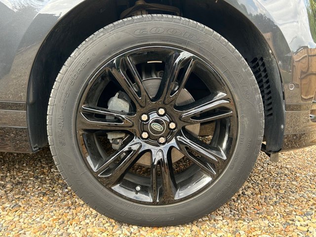 View our LAND ROVER RANGE ROVER VELAR