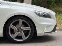 USED 2013 13 VOLVO V40 1.6 D2 R-Design Hatchback 5dr Diesel Manual Euro 5 (s/s) (115 ps) 